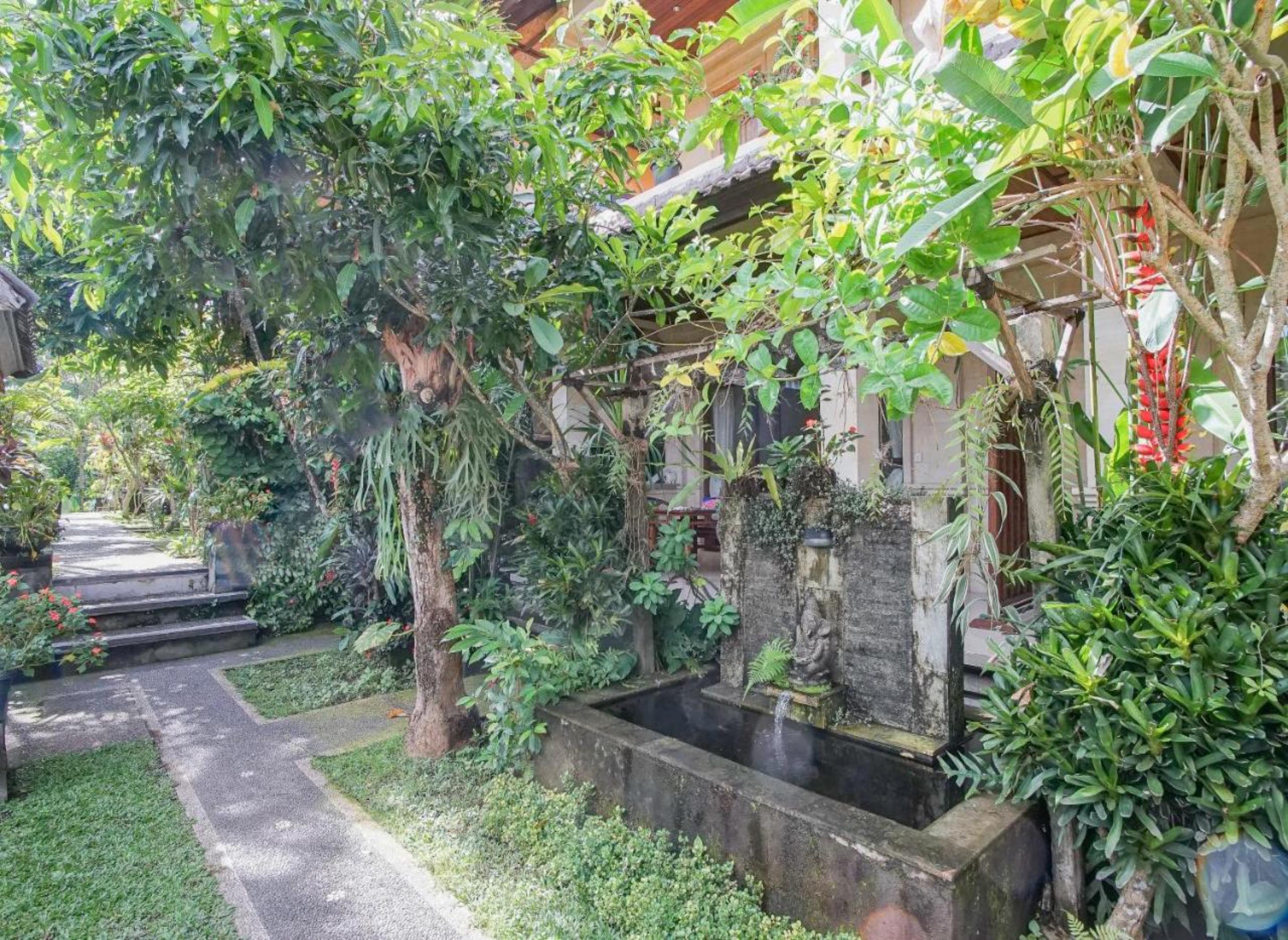 Matahari House Bed & Breakfast Ubud  Exterior photo