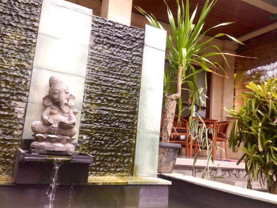 Matahari House Bed & Breakfast Ubud  Exterior photo