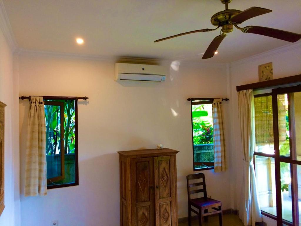 Matahari House Bed & Breakfast Ubud  Exterior photo