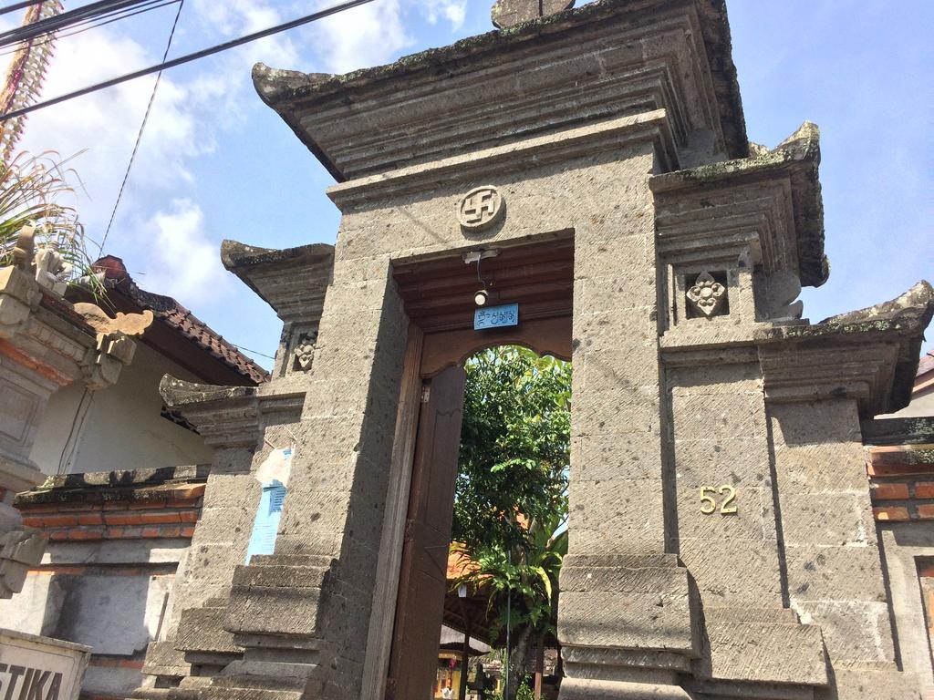 Matahari House Bed & Breakfast Ubud  Exterior photo